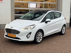 Ford Fiesta - 1.0 EcoBoost Titanium | Parking Pack | Panoramadak | Navigatie SYNC3 |