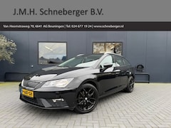 SEAT Leon - ST 1.0 EcoTSI Style Business Intense AUT / Cruisecontrol / Carplay / Pdc / Stoelverw