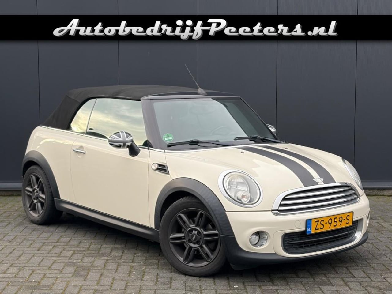 MINI Cabrio - 1.6 Airco Stoelverwarming PDC - AutoWereld.nl