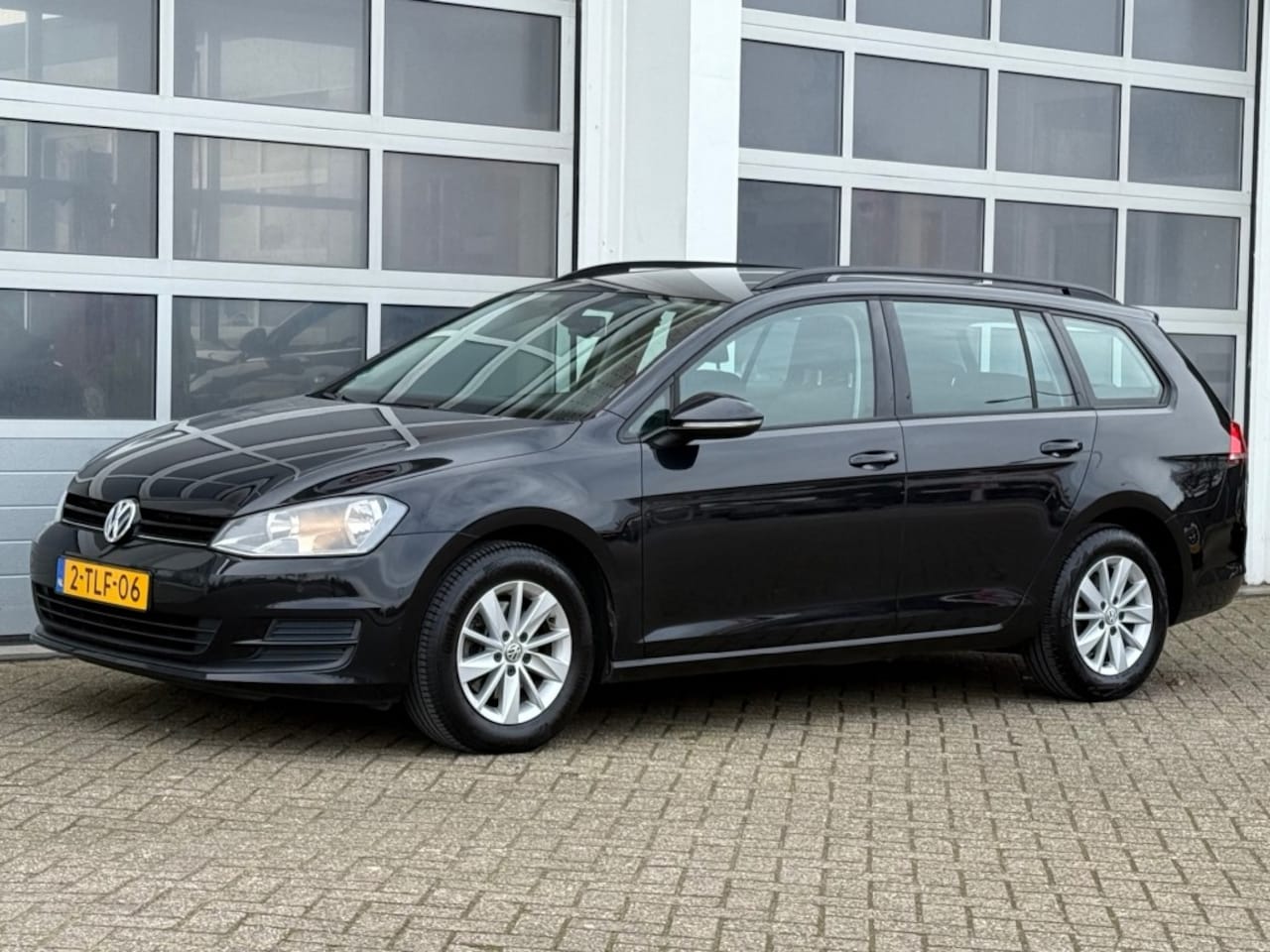 Volkswagen Golf - 1.4 TSI 122PK Comfortline 6-Bak Clima Cruise Trekhaak NW APK! - AutoWereld.nl