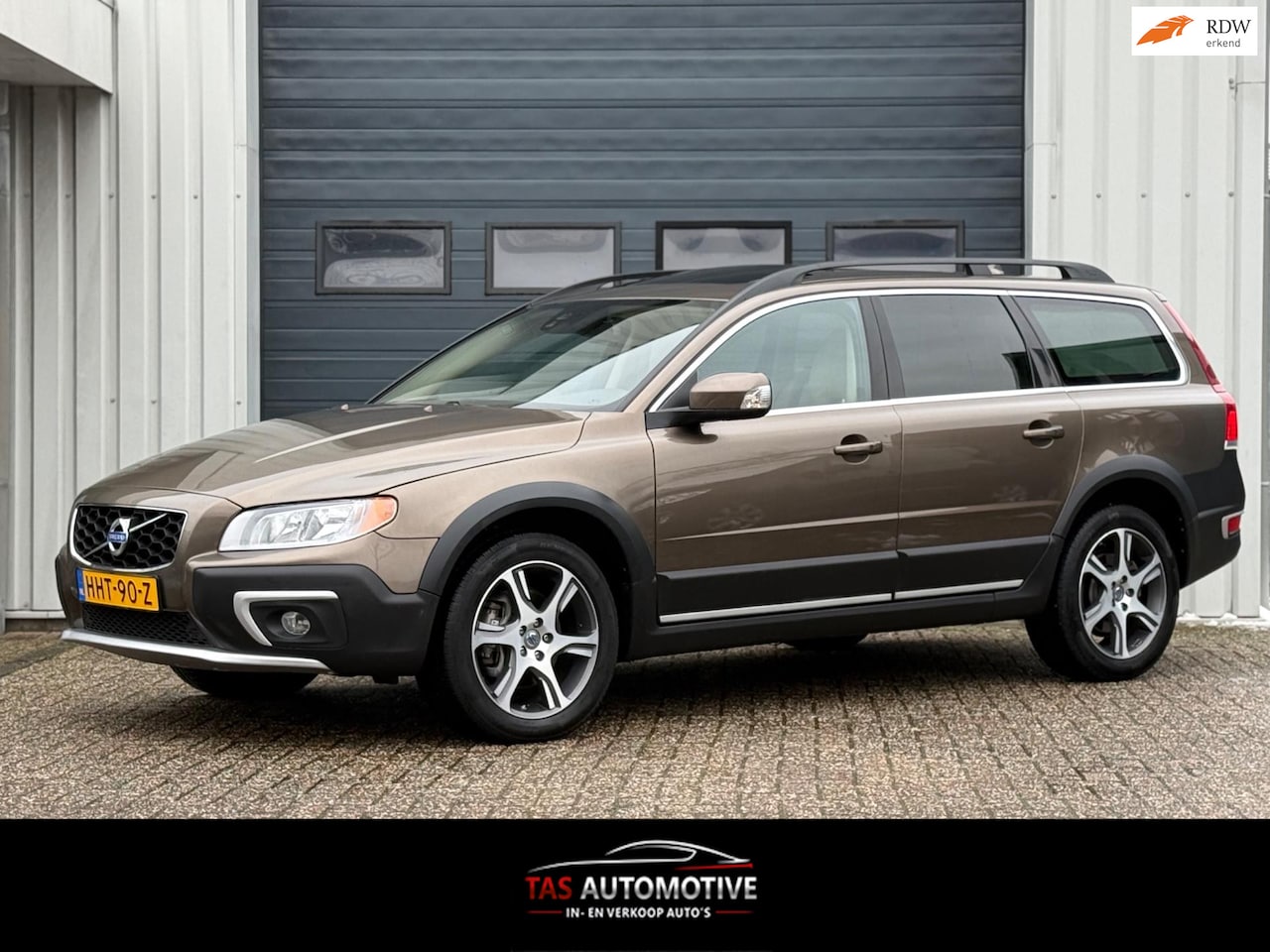 Volvo XC70 - 3.0 T6 Summum AUTOMAAT / LEER / CRUISE / CLIMA - AutoWereld.nl
