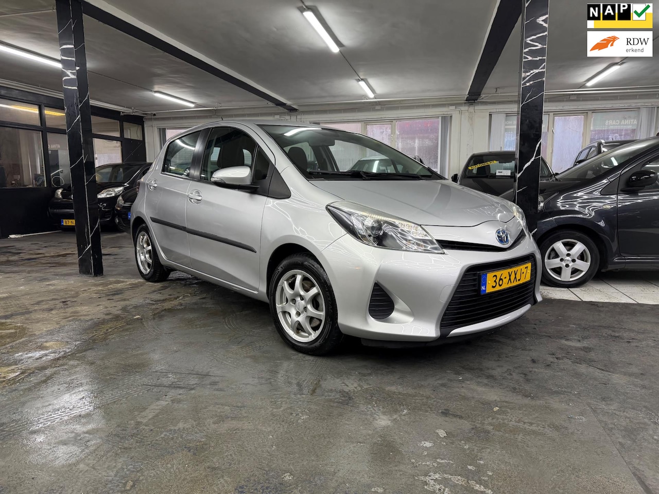Toyota Yaris - 1.5 Full Hybrid Aspiration Automaat - AutoWereld.nl