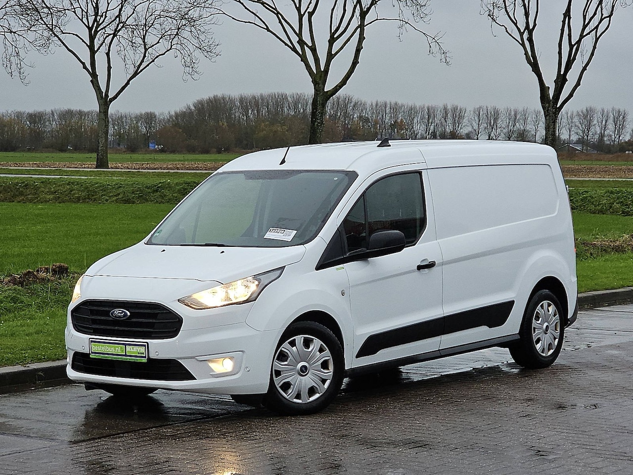 Ford Transit Connect - 1.5 EcoBlue L2 Trend Navi Camera 3 Zits Airco PDC Euro6 120 PK! - AutoWereld.nl