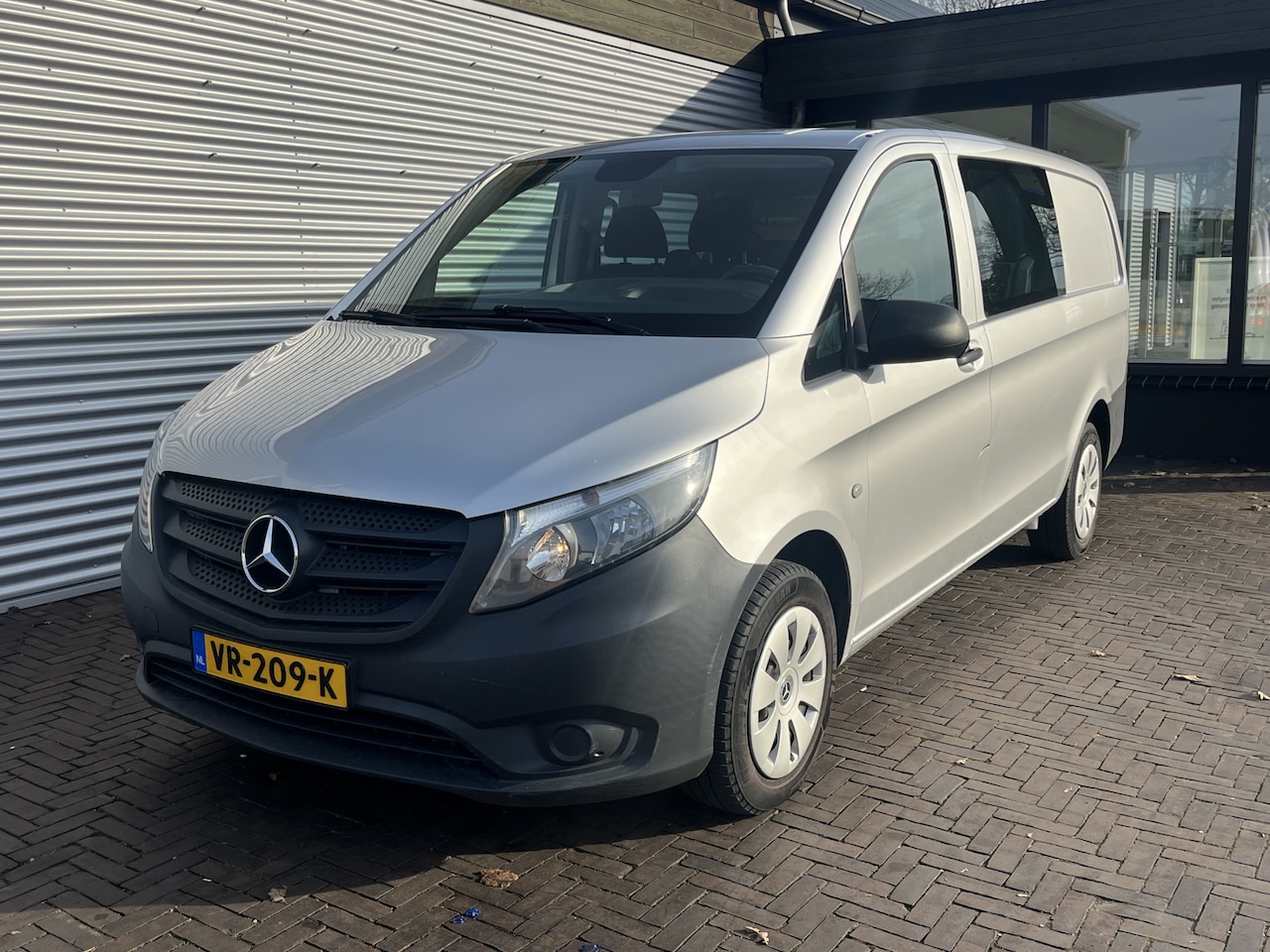Mercedes-Benz Vito - 111 CDI Lang DC Comfort 111 CDI Lang DC Comfort - AutoWereld.nl