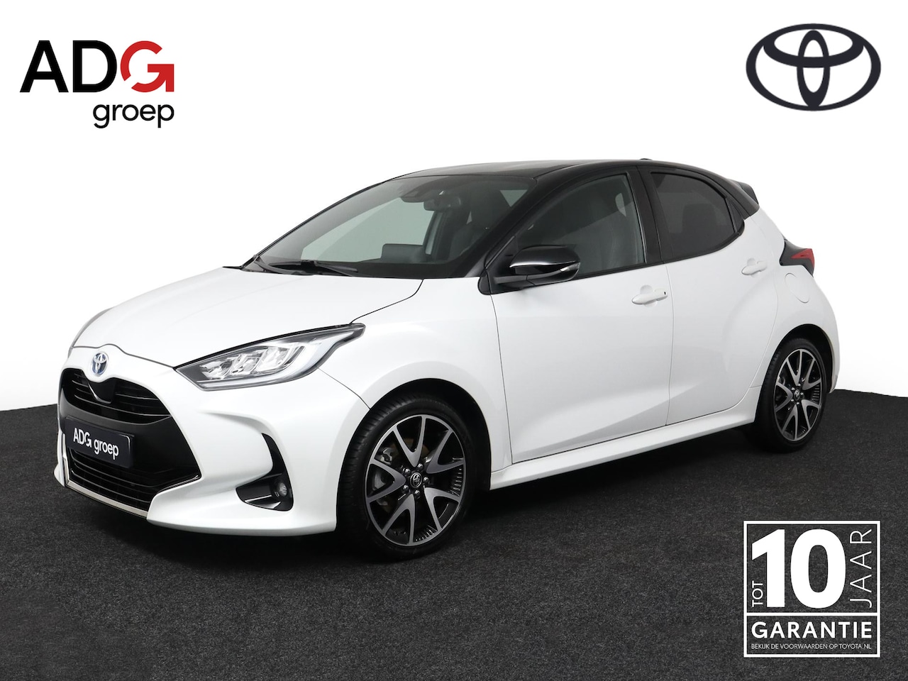 Toyota Yaris - 1.5 Hybrid Executive Sport | Apple Carplay/Android Auto | Stoelverwarming | two-tone | - AutoWereld.nl