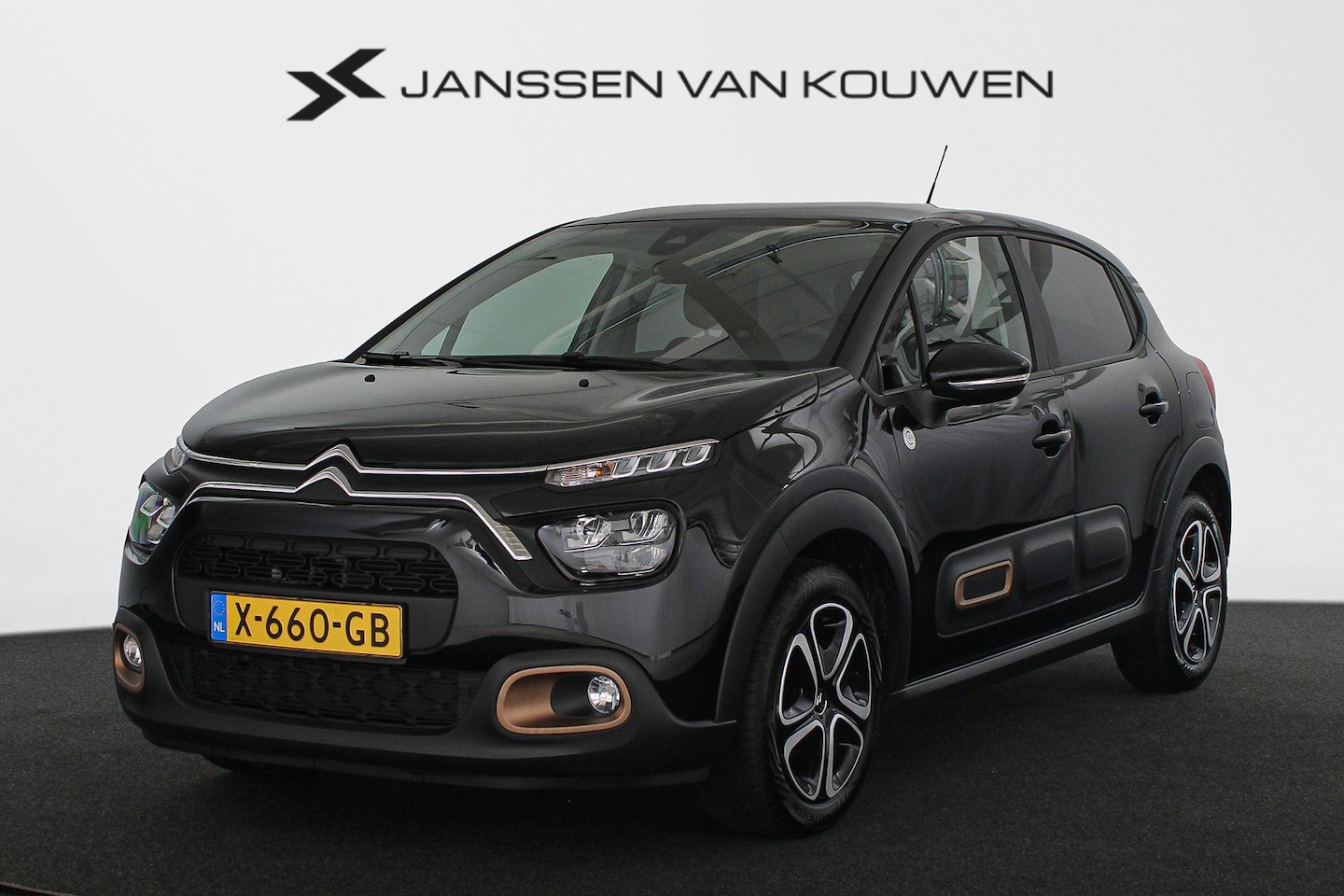 Citroën C3 - 1.2 PureTech C-Series Navi Clima - AutoWereld.nl