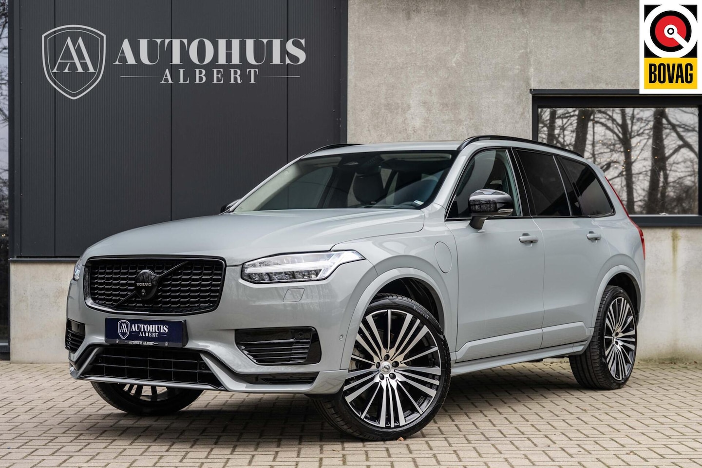 Volvo XC90 - 2.0 T8 AWD Ultimate Dark Luchtvering 22'' 360c - AutoWereld.nl