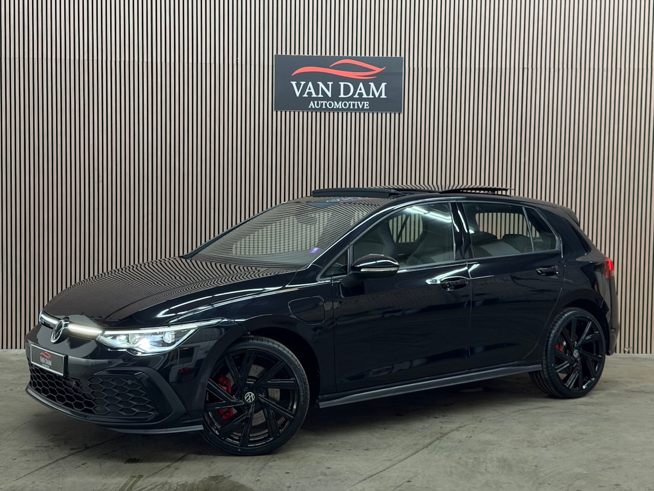 Volkswagen Golf - 1.4 eHybrid GTE 2022 PANO IQ-LIGHT CRUISE CAR-PLAY - AutoWereld.nl