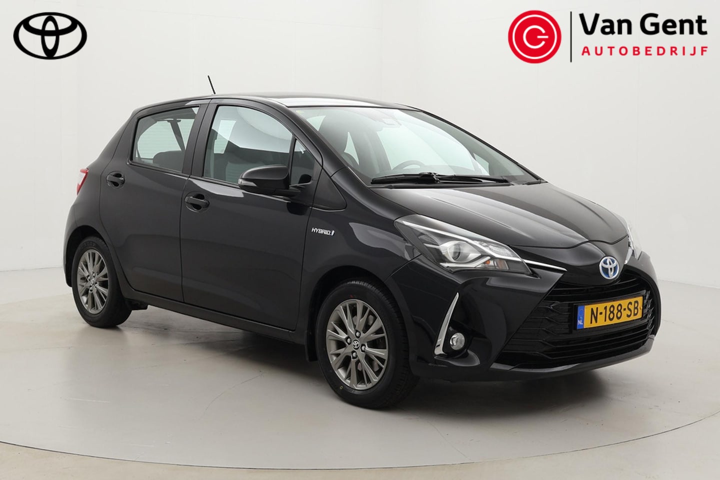 Toyota Yaris - 1.5 Hybrid Active | Fietsensteun | Apple Carplay / Android Auto | Stoelverwarming | Clima - AutoWereld.nl