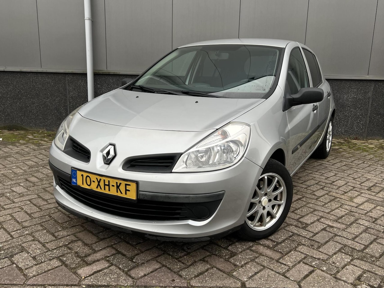 Renault Clio - 1.4-16V Business Line 5drs Airco NL Auto NAP - AutoWereld.nl