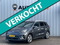 Kia e-Niro - ExecutiveLine 64 kWh WARMTEPOMP TREKHAAK DEALER OND 1E EIGENAAR
