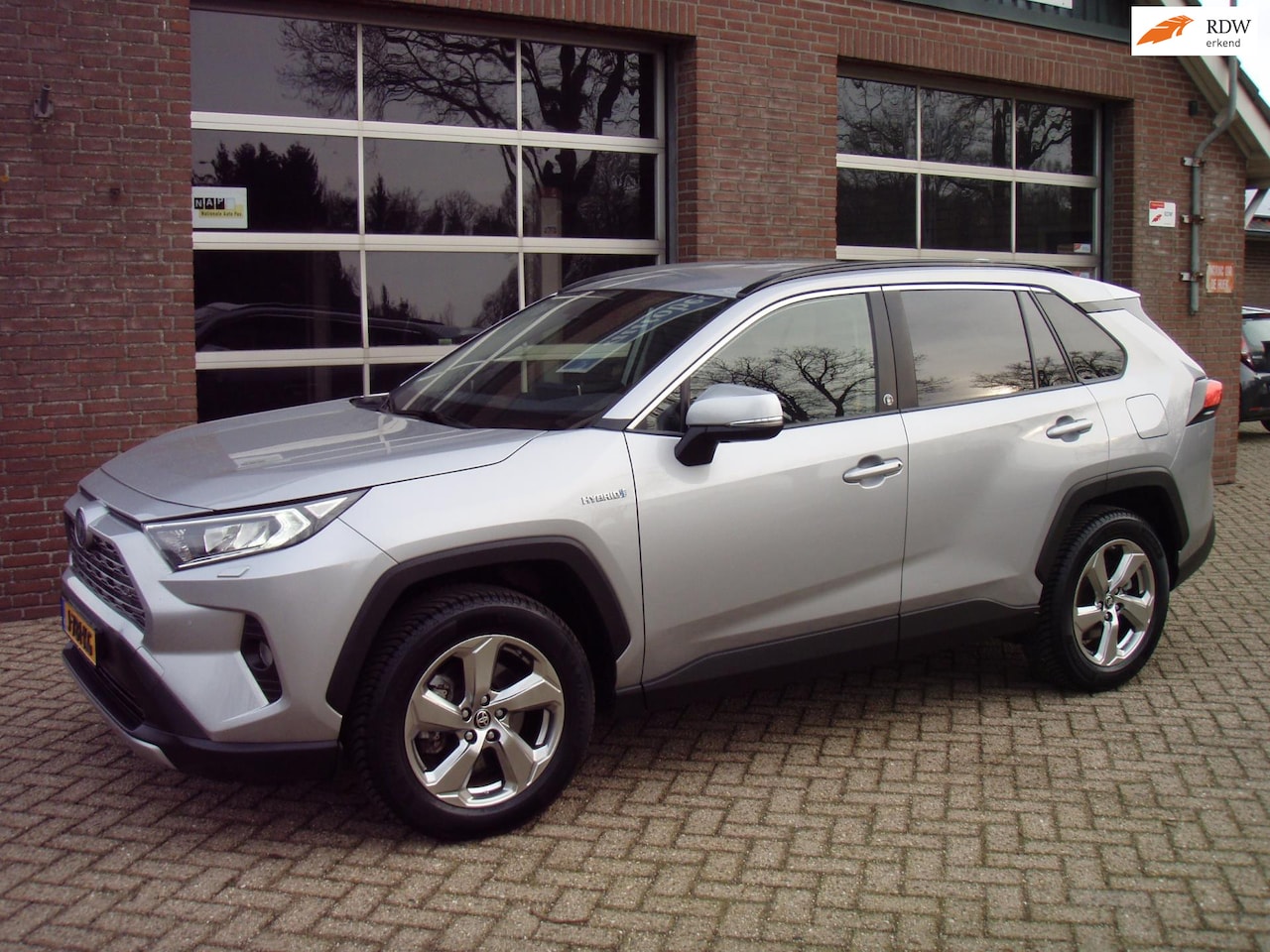 Toyota RAV4 - 2.5 Hybrid AWD Style 2.5 Hybrid AWD Style - AutoWereld.nl