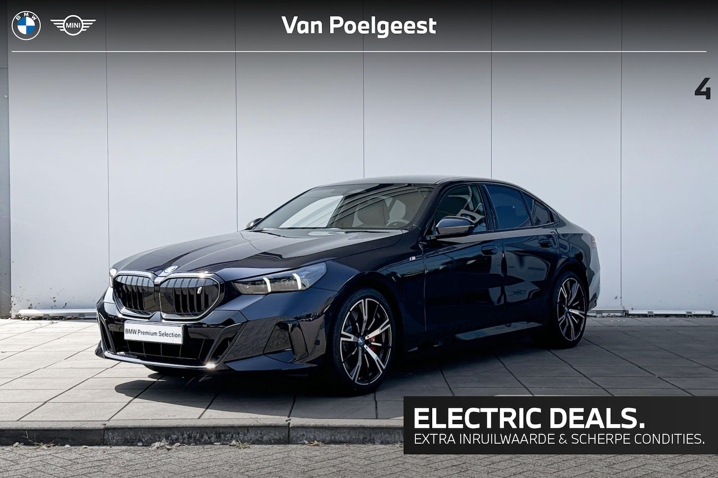 BMW i5 - Sedan eDrive40 M Sport Edition M-Sport Pro / Glazendak / 20inch / Stoelverwarming / Adapti - AutoWereld.nl