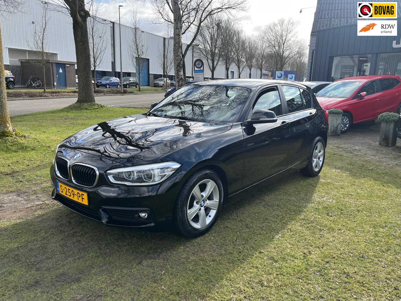 BMW 1-serie - 118i High Executive * luxe auto * lage kilometerstand * zeer goed onderhouden * airco * cr - AutoWereld.nl