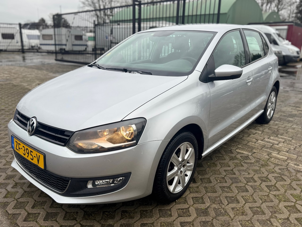 Volkswagen Polo - 1.6 TDI Highline 1.6 TDI Highline - AutoWereld.nl