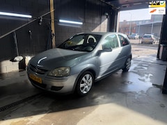 Opel Corsa - 1.2-16V Silverline Airco El.pakket Xenon Uitstekend