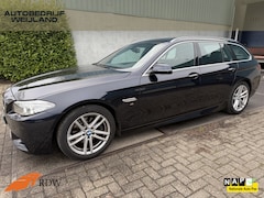 BMW 5-serie Touring - 520i M Sport Edition High Executive I NL-Auto I leder I 184 PK I M-pakket I 18" I 2de eig
