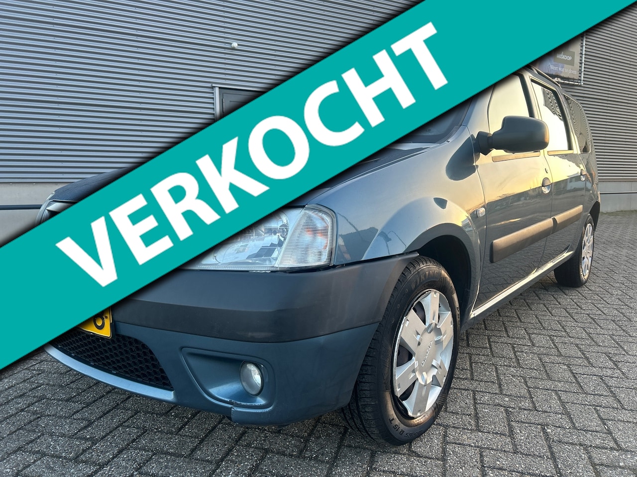 Dacia Logan MCV - 1.6-16V Lauréate Airco-Parkeersensoren-Elektrische ramen+Buitenspiegels - AutoWereld.nl