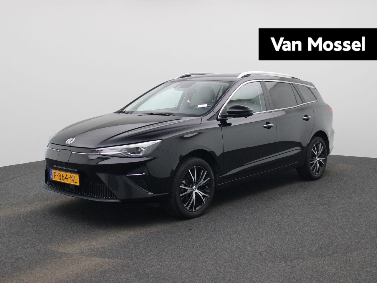 MG MG5 Electric - Standard Range Luxury 50 kWh | ACHTERUITRIJCAMERA | APPLE CARPLAY - ANDROID AUTO | CLIMATE - AutoWereld.nl