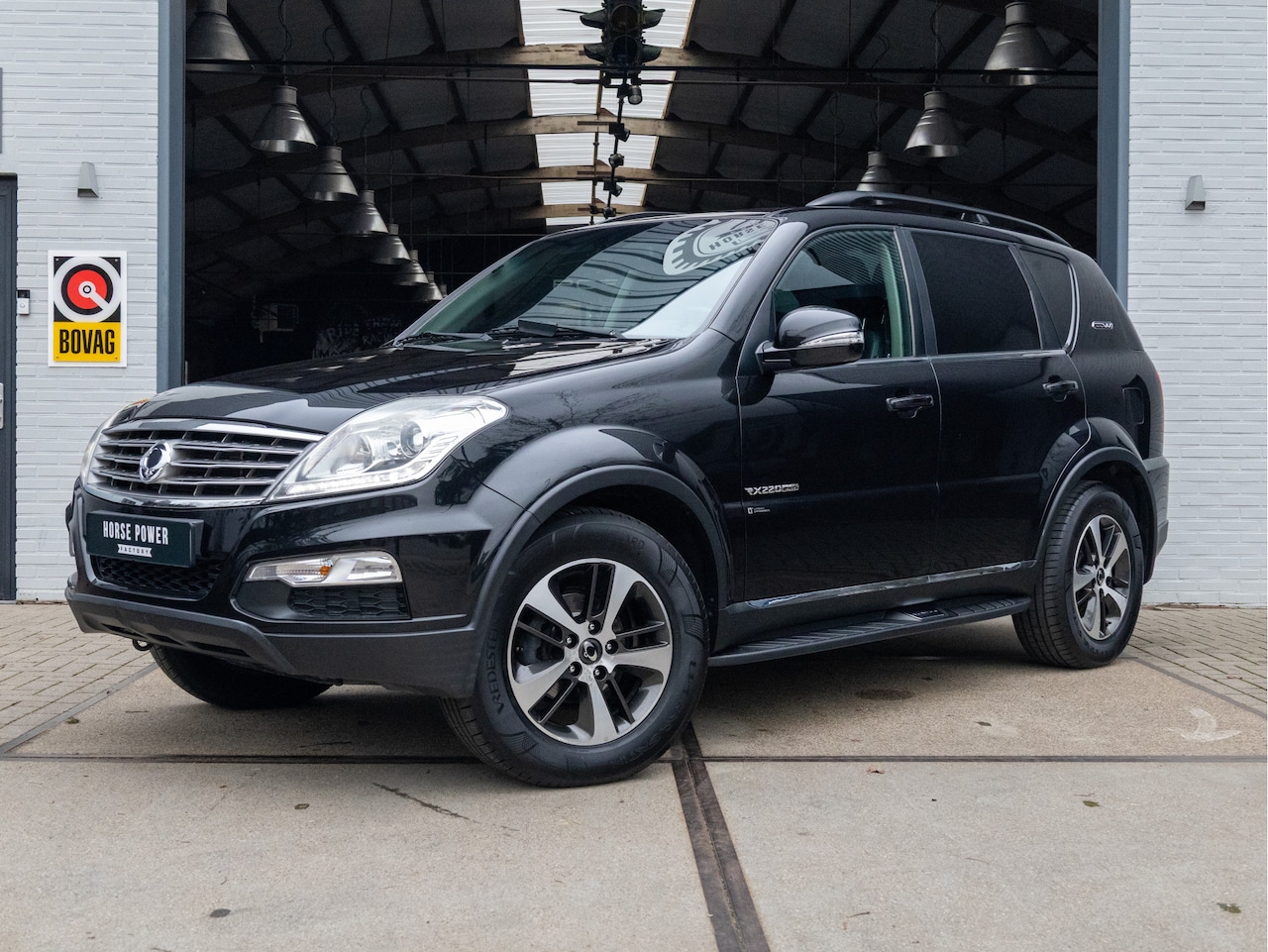 SsangYong Rexton - RX 220 e-XDI Sapphire HD *Navi | Clima | Cruise | Achteruitrijcamera | Memory | Stuur- & S - AutoWereld.nl