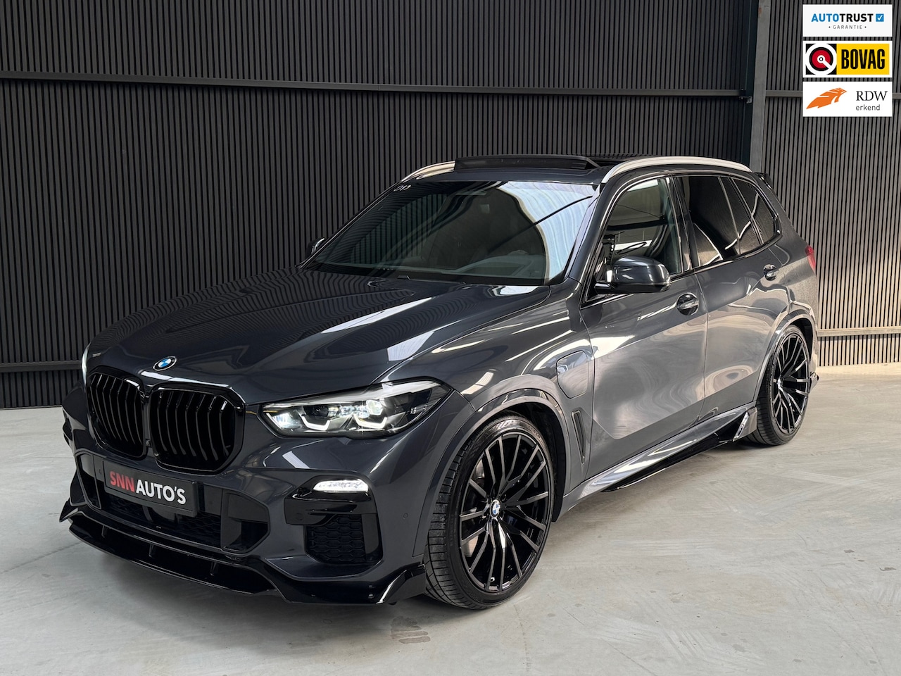 BMW X5 - XDrive45e High Executive M-Performance HUD|H&K| - AutoWereld.nl
