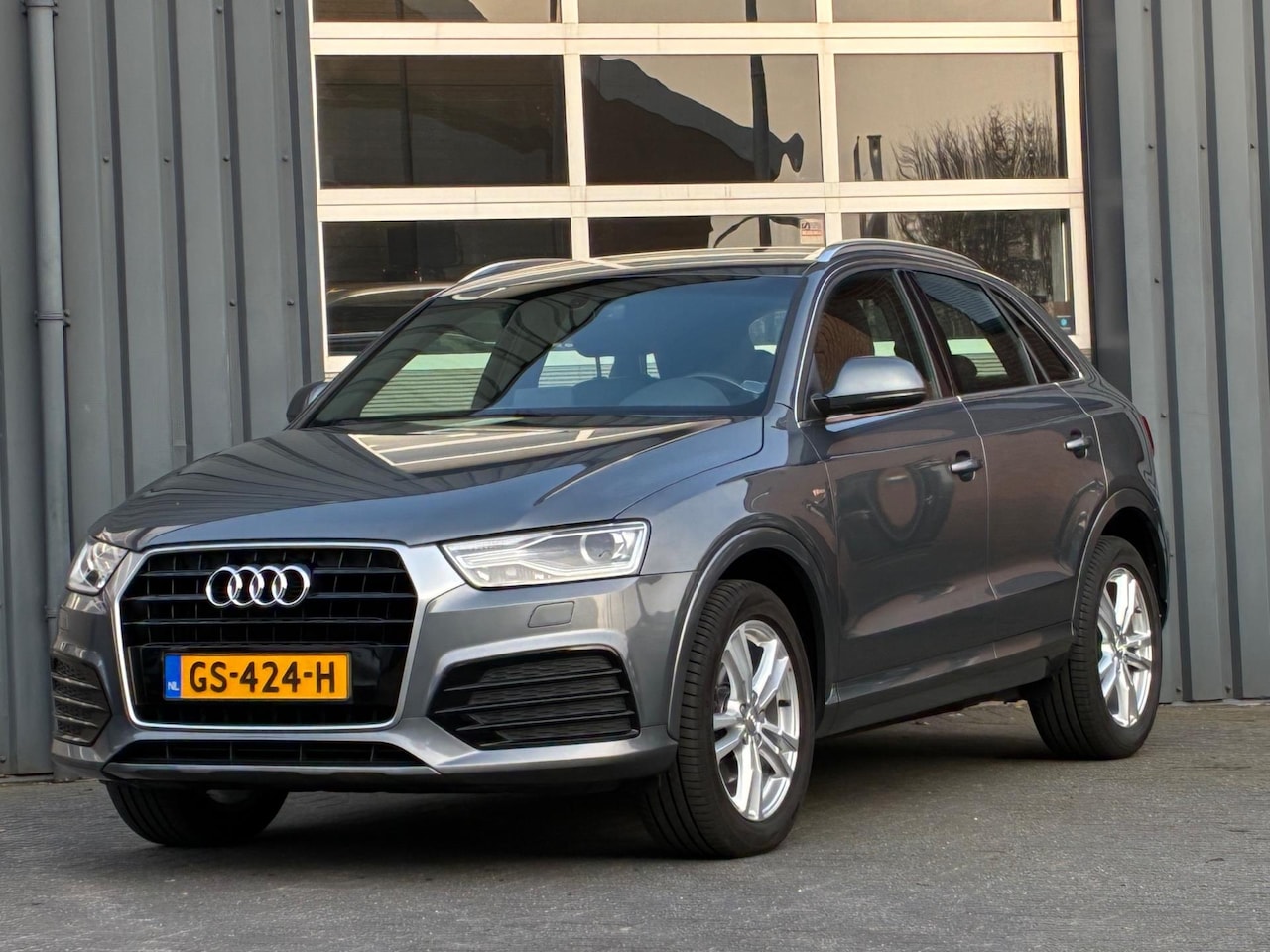 Audi Q3 - 1.4 TFSI CoD Sport Pro Line S Dealer onderhouden Navigatie Trekhaak - AutoWereld.nl