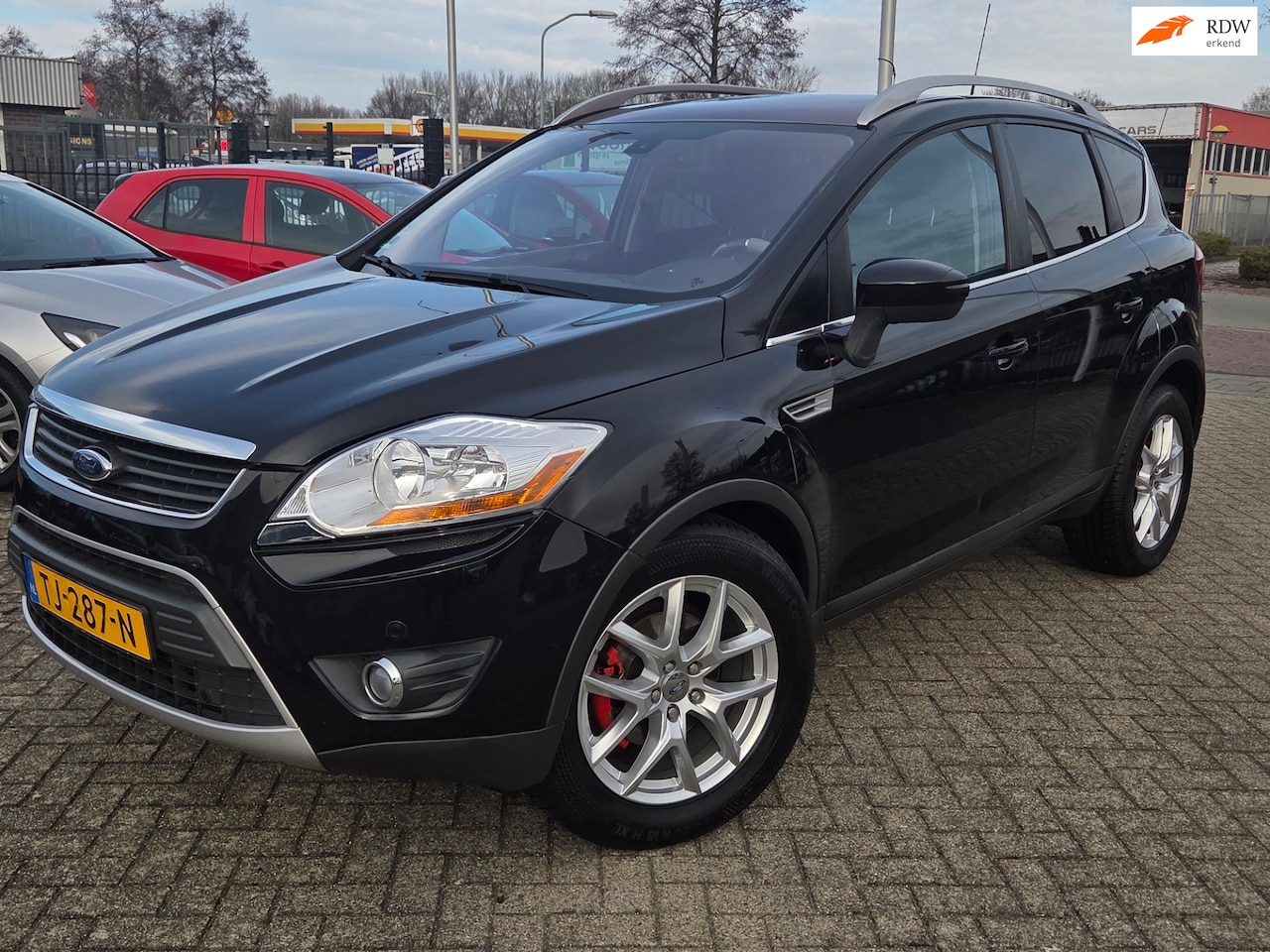 Ford Kuga - 2.5 20V Titanium/LEDER/PANORAMADAK/NAVIGATIE - AutoWereld.nl