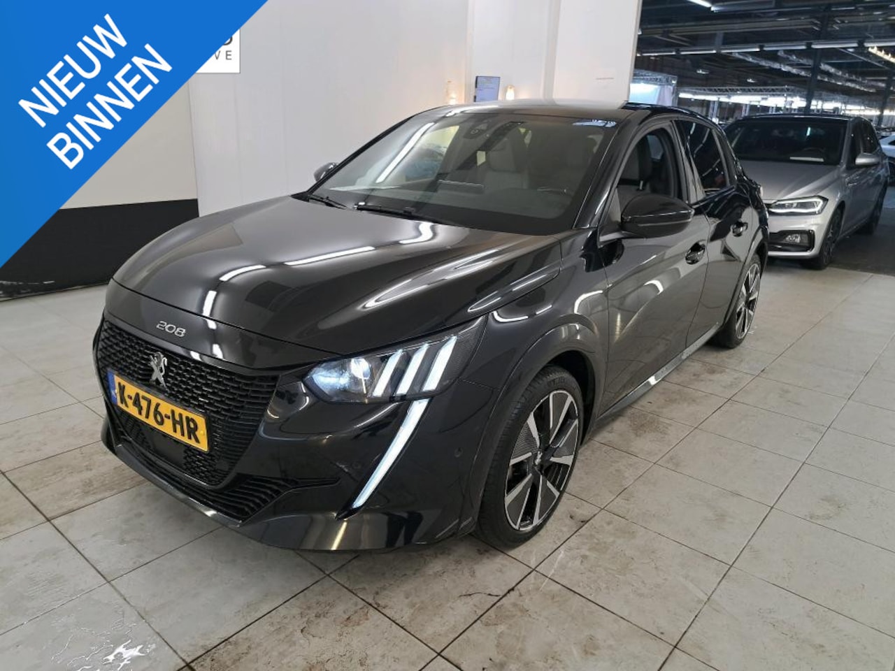 Peugeot e-208 - EV GT 350 50 kWh NL AUTO | PANO | STOELVERW | SOH 91% - AutoWereld.nl