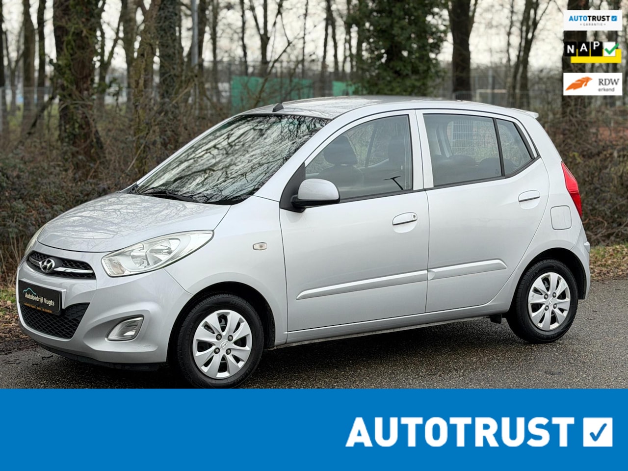 Hyundai i10 - 1.1 i-Drive Cool *Airco*4x-all-season band* - AutoWereld.nl