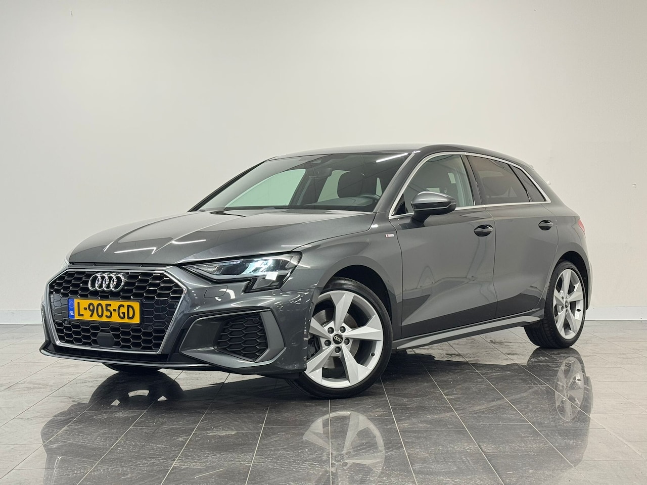 Audi A3 Sportback - 35 TFSI S edition | Alarmsysteem | Apple Carplay/Android Auto|telefoonintegratie premium | - AutoWereld.nl