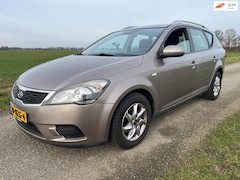 Kia Cee'd Sporty Wagon - 1.6 CRDi X-tra|diesel|nieuwe apk|trekhaak|