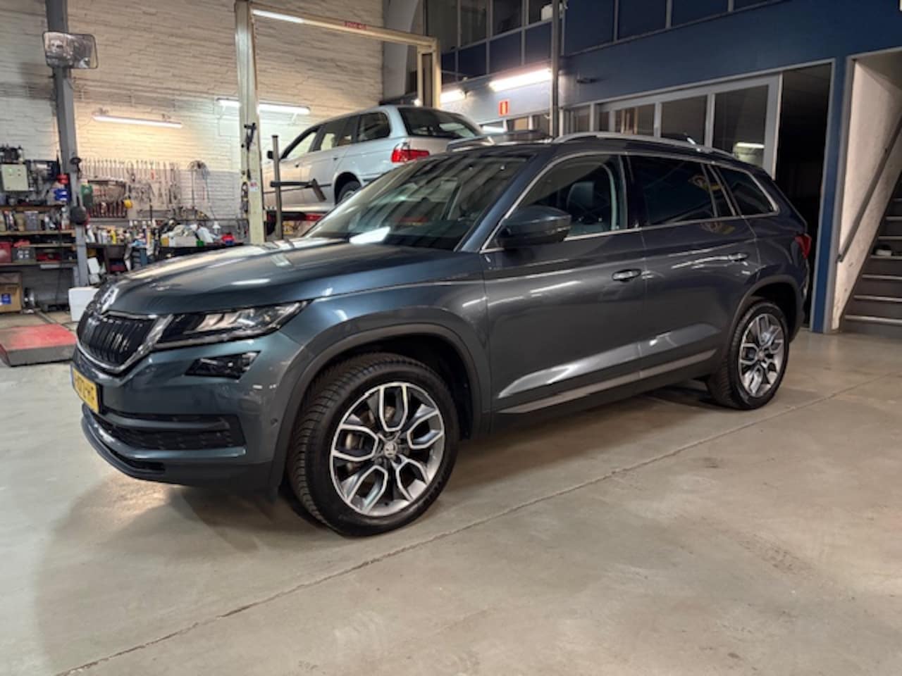 Skoda Kodiaq - 1.5 TSI ACT 150pk DSG-7 Business Edition Plus | Schuif- Kanteldak | 360* Camera | Apple ca - AutoWereld.nl