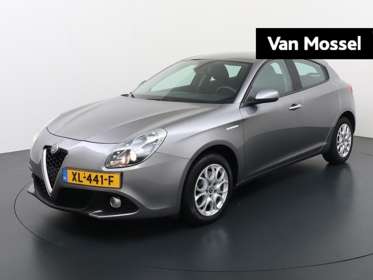 Alfa Romeo Giulietta - 1.4 Turbo MultiAir Super | Navigatie | Lichtmetalen velgen - AutoWereld.nl