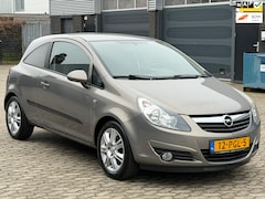 Opel Corsa - 1.4-16V '111' Edition AIRCO CRUISE CARKIT NAP Nieuw APK