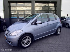 Mercedes-Benz A-klasse - 160 BlueEFFICIENCY Business Class Avantgarde 134dkm Nap