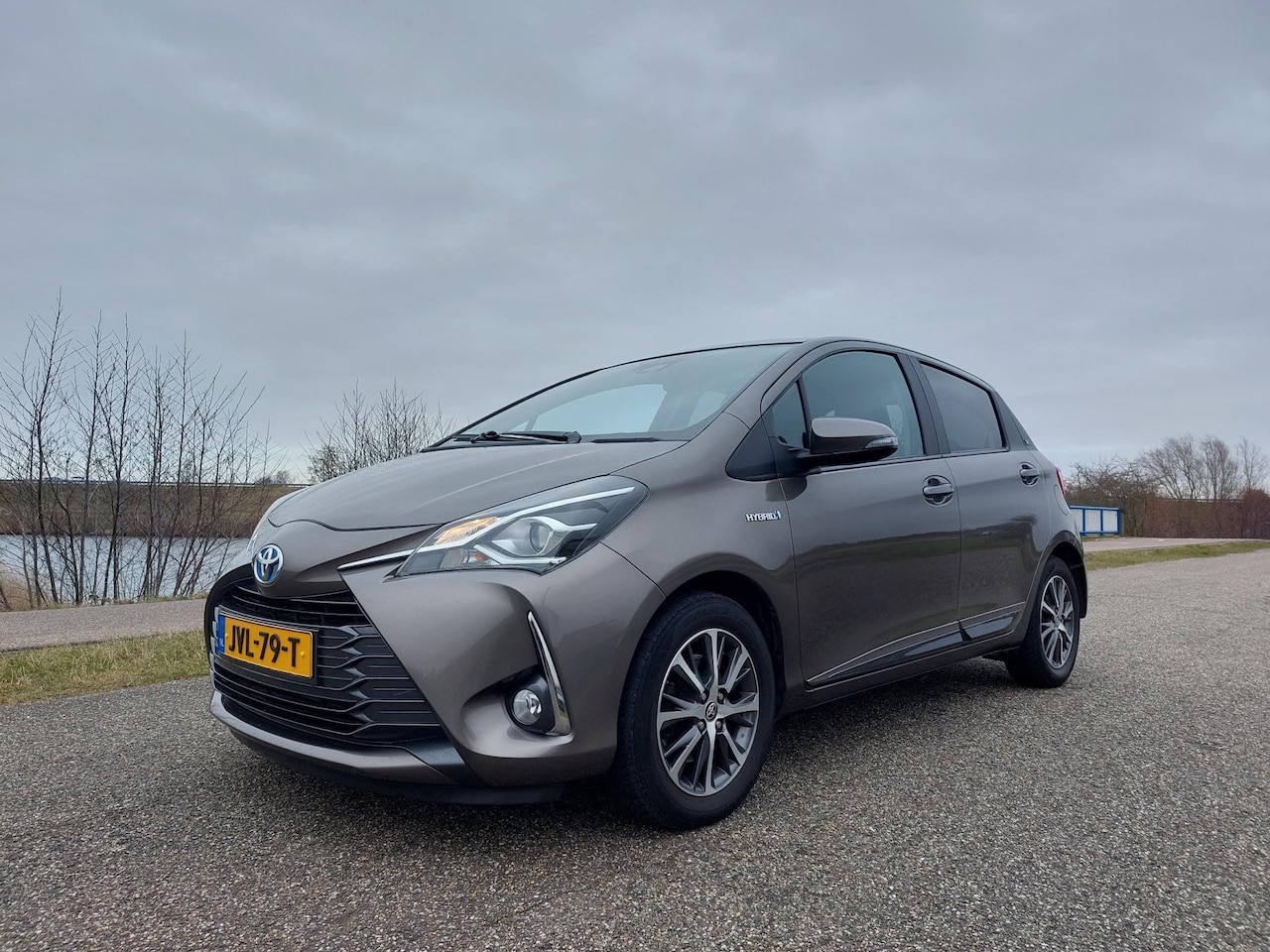 Toyota Yaris - 1.5 Hybrid Active. APPLE CARPLAY/ANDROID AUTO!! - AutoWereld.nl