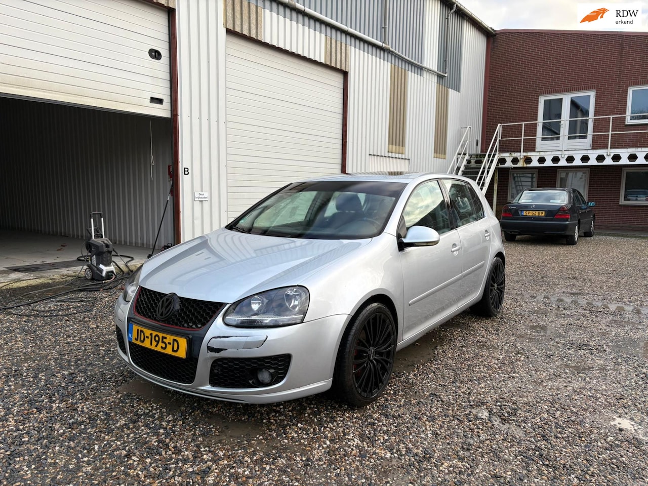 Volkswagen Golf - 2.0 FSI Sportline R-Line Koppakking lekt - AutoWereld.nl