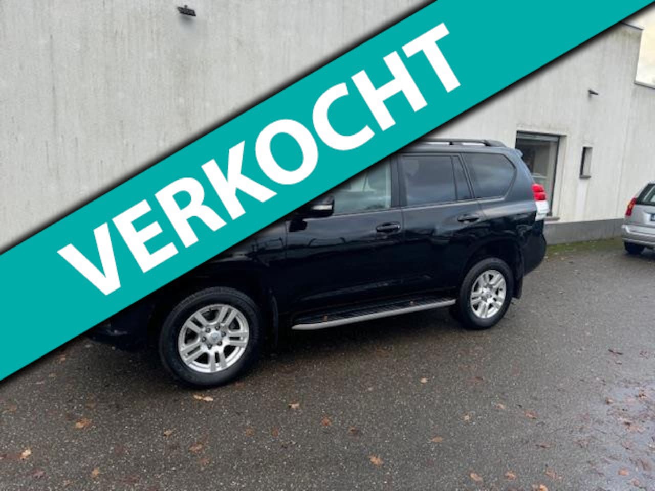 Toyota Land Cruiser - 3.0 D-4D-F SX 3.0 D-4D-F SX, '12, navi, nwe. distributie en banden, keurige auto ! - AutoWereld.nl