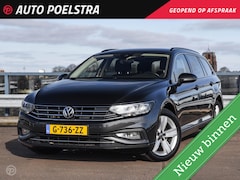 Volkswagen Passat Variant - 1.6 TDI 120 PK DSG Comfort Business Navigatie ACC ECC LED Keyless Stoelverwarming Dodehoek