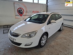 Opel Astra Sports Tourer - 1.4 Business Edition