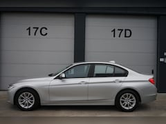 BMW 3-serie - 320i xDrive