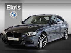 BMW 3-serie - Sedan 318i Executive | M Sport | 19 inch | M Sportremsysteem | Achteruitrijcamera | Getint