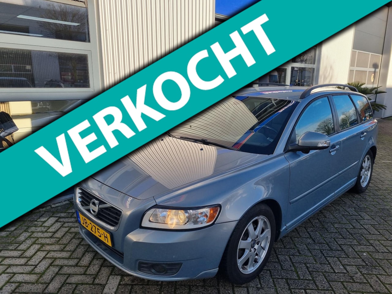 Volvo V50 - 1.6D S/S Summum / climate control / trekhaak / navigatie - AutoWereld.nl