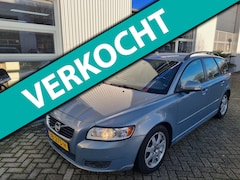Volvo V50 - 1.6D S/S Summum / climate control / trekhaak / navigatie