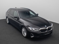 BMW 5-serie Touring - 530e LUXURY * LASER, GEV. COMFORTST, MEMORY, HuD, H&K SOUND, 18-inch LMV, * 1e EIG - UNFAL