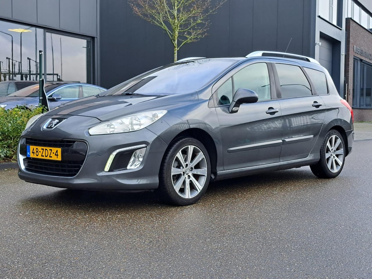 Peugeot 308 SW - 1.6 THP Allure 7p Export - AutoWereld.nl