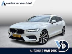 Volvo V60 - 2.0 B3 Business Pro | NL Auto/2e Eig./Leder/Navi/Panodak/El.Trekhaak/19"/Adapt.Cruise/Appl