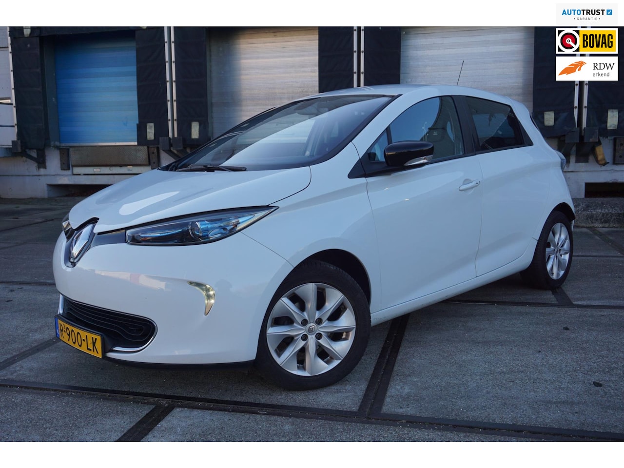 Renault Zoe - R240 Zen 22 kWh (ex Accu) Huur Accu. - AutoWereld.nl