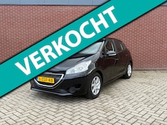 Peugeot 208 - 1.2 VTi Allure 5-deurs / Airco / Pdc / Cruise / Trekhaak / Pano