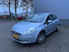 Fiat Grande Punto - 1.4Dynamic € 1099